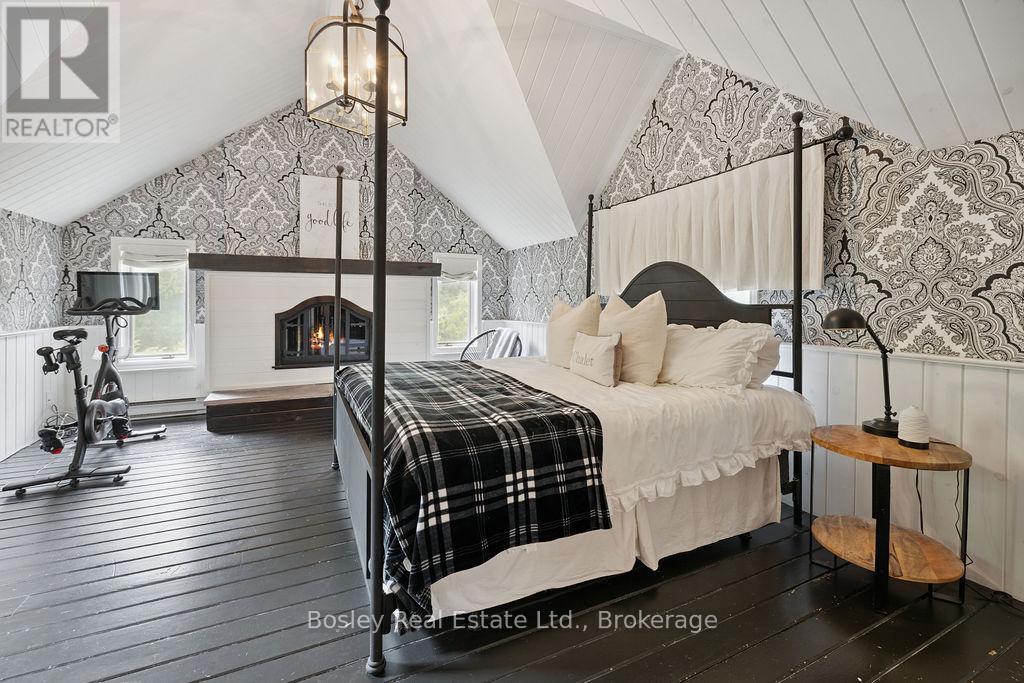 118 Heritage Drive, Blue Mountains, Ontario  L9Y 0M6 - Photo 18 - X12273386