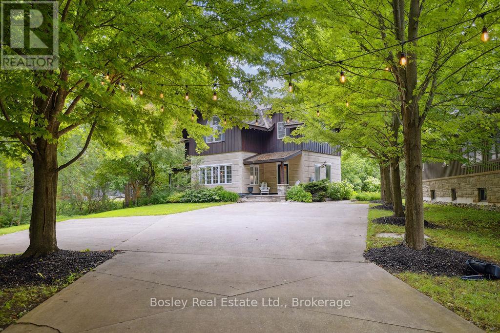Property at 118 HERITAGE DRIVE image 2
