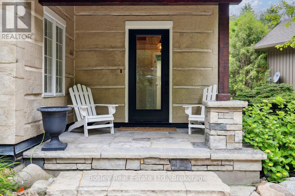 Property at 118 HERITAGE DRIVE image 3