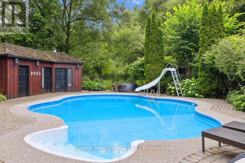 118 Heritage Drive, Blue Mountains, Ontario  L9Y 0M6 - Photo 42 - X12273386