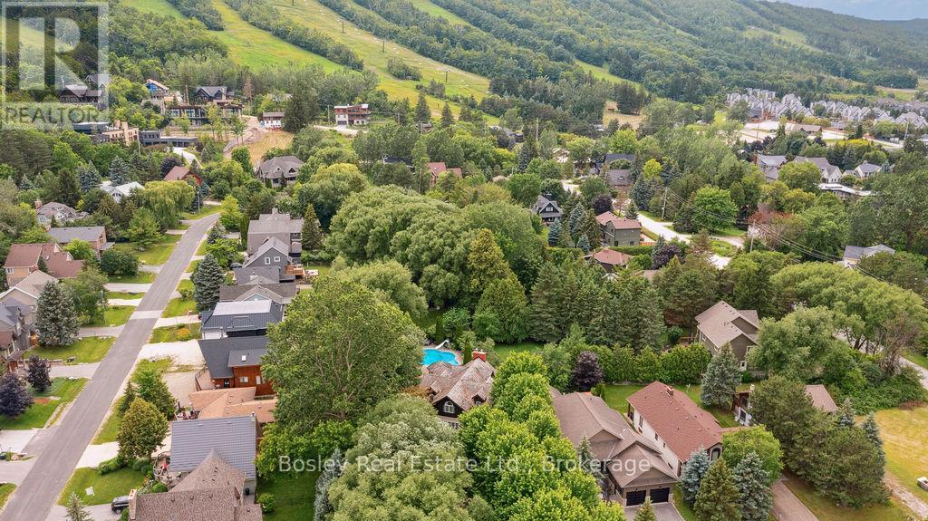 118 Heritage Drive, Blue Mountains, Ontario  L9Y 0M6 - Photo 49 - X12273386