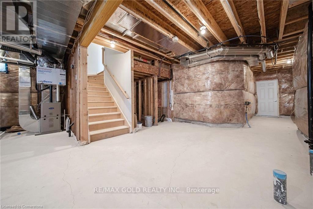 3 Caroline Street, Welland, Ontario  L3B 0J8 - Photo 32 - X12264945