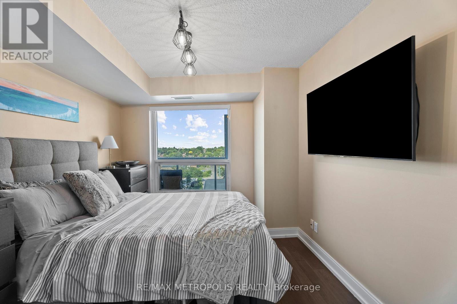 816 - 135 Village Green Square, Toronto, Ontario  M1S 0G4 - Photo 11 - E12273199