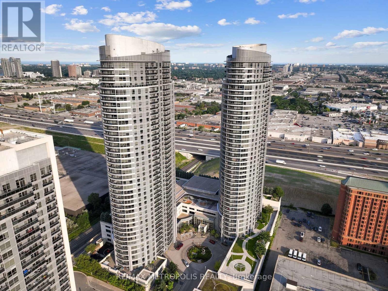 816 - 135 Village Green Square, Toronto, Ontario  M1S 0G4 - Photo 21 - E12273199