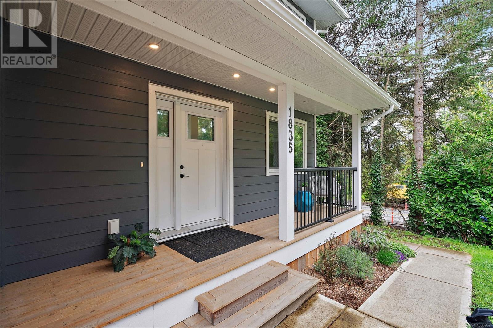 Property at 1835 Tominny Rd image 3