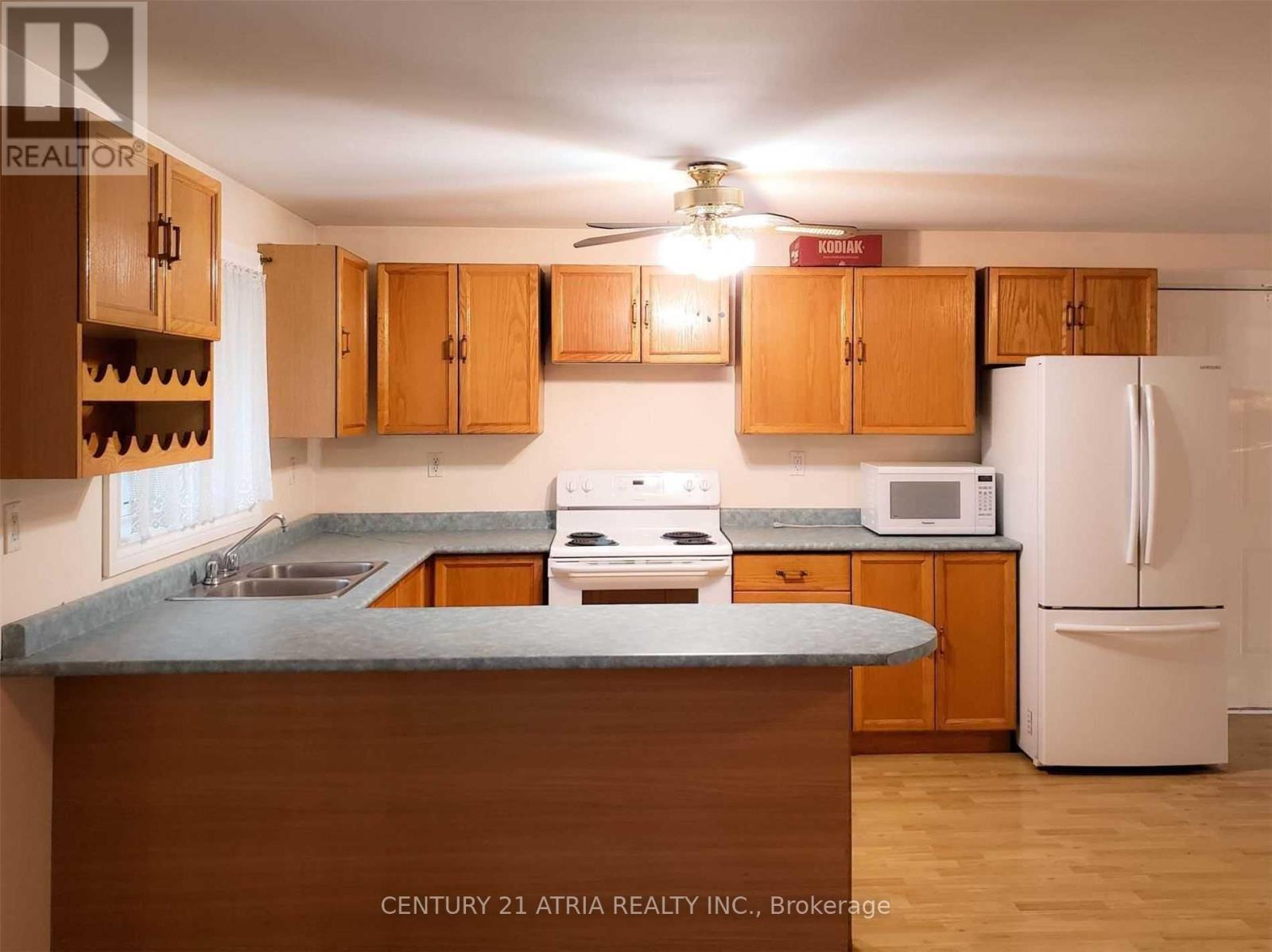 19452 Holland Landing Road, East Gwillimbury (Holland Landing), Ontario  L9N 1M8 - Photo 2 - N12273210