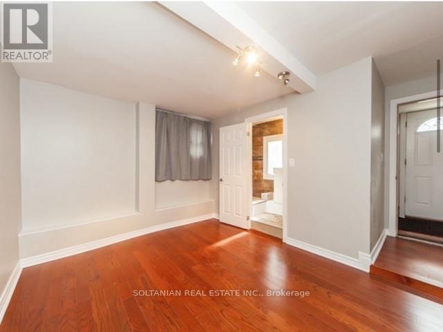 257 Parkwood Avenue, Georgina, Ontario  L4P 2X2 - Photo 7 - N12273220