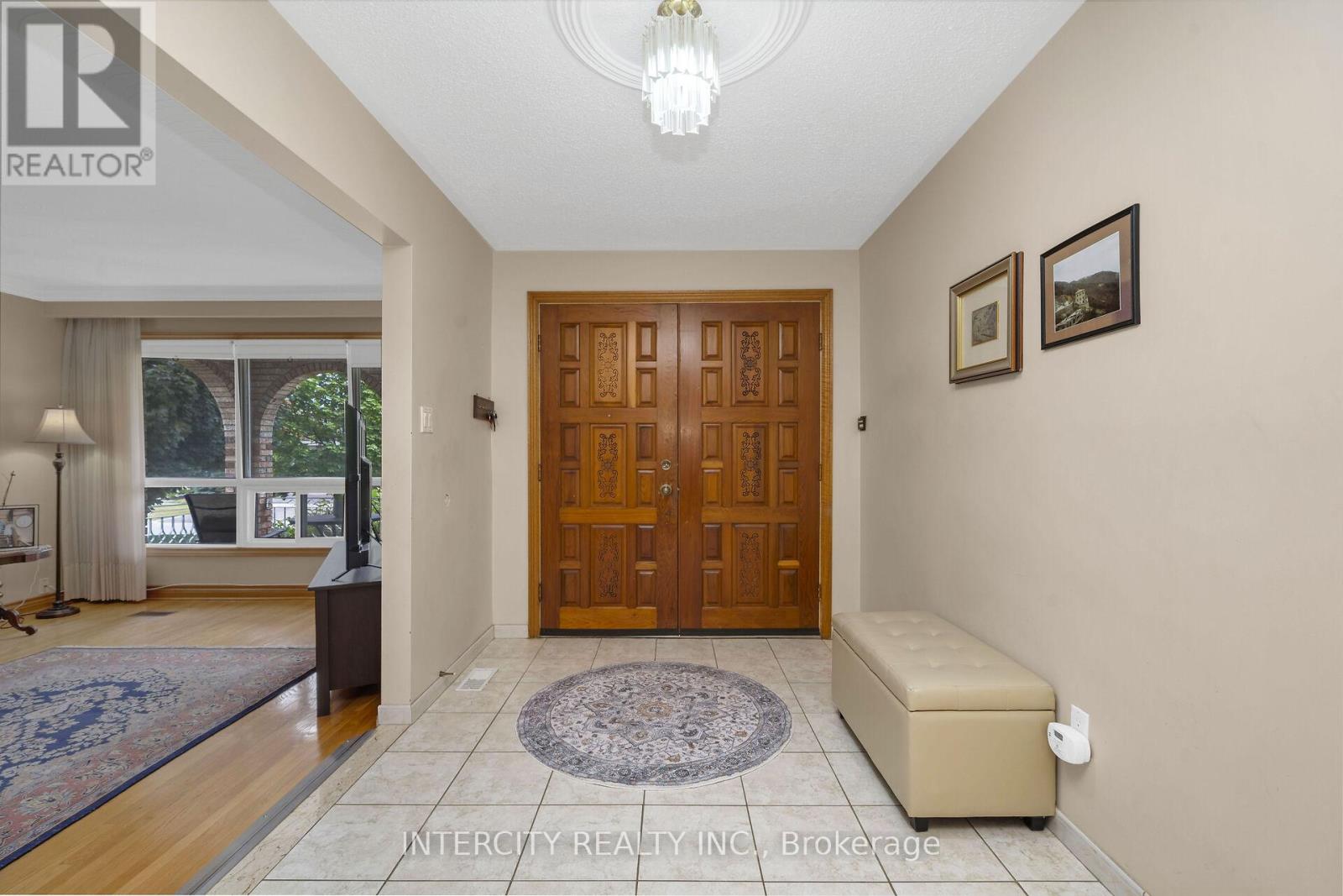 Property at 153 JEANNE DRIVE image 4