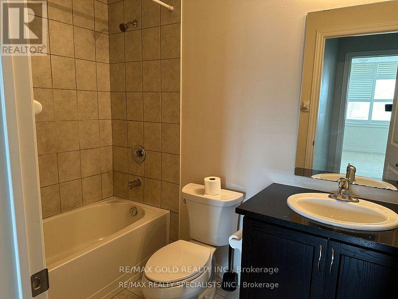 292 Remembrance Drive, Brampton, Ontario  L7A 4J3 - Photo 19 - W12273242