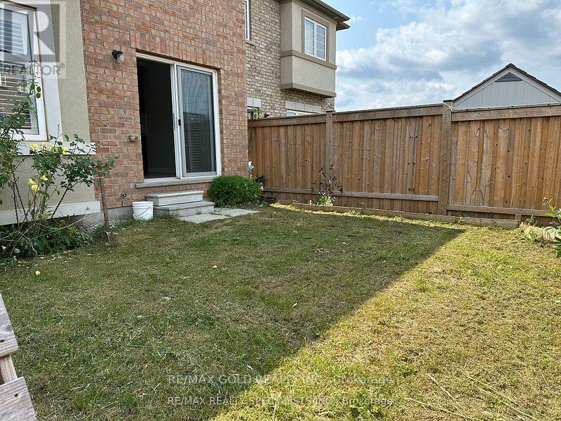 292 Remembrance Drive, Brampton, Ontario  L7A 4J3 - Photo 24 - W12273242
