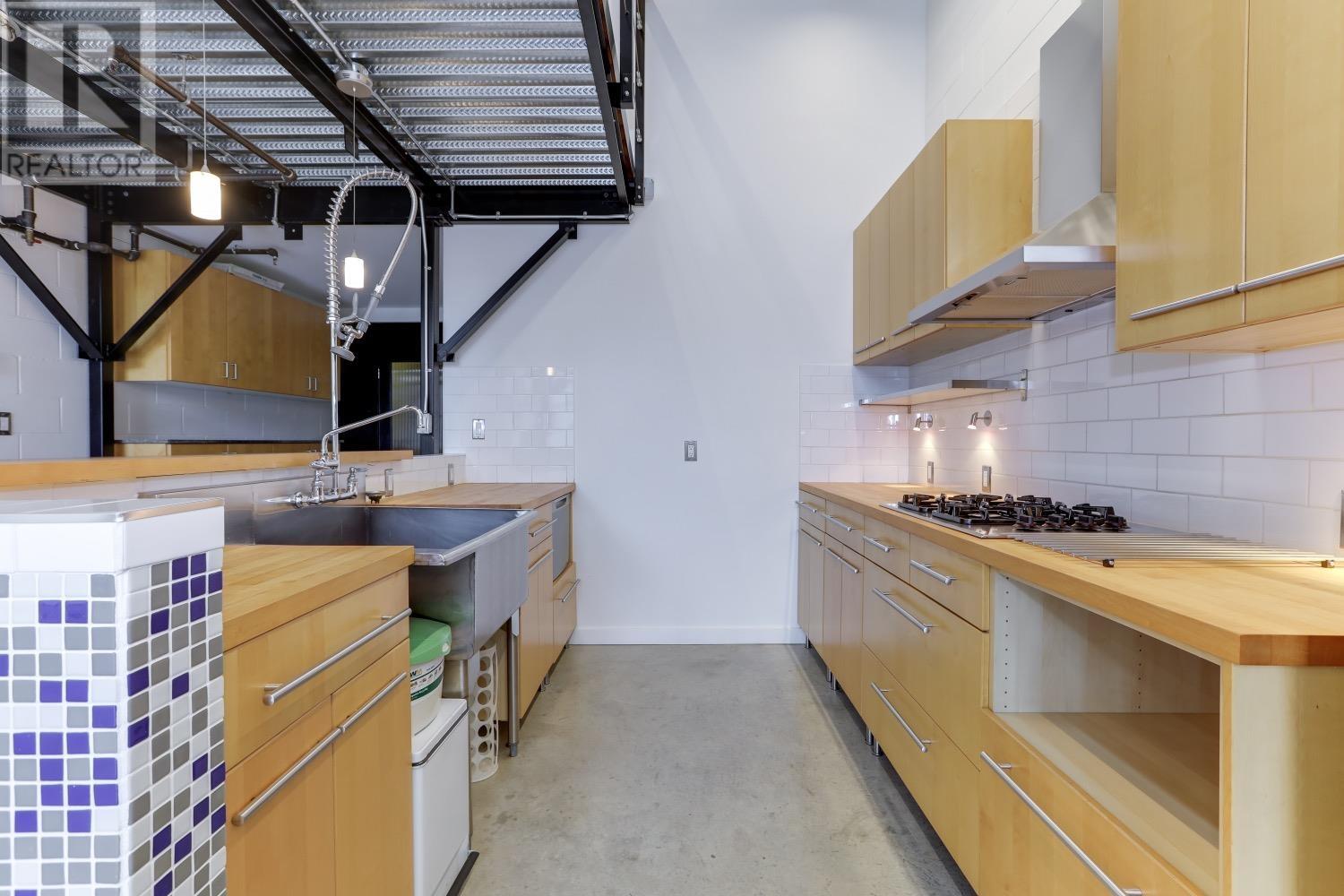 302 1220 E Pender Street, Vancouver, British Columbia  V6A 1W8 - Photo 8 - R3024829