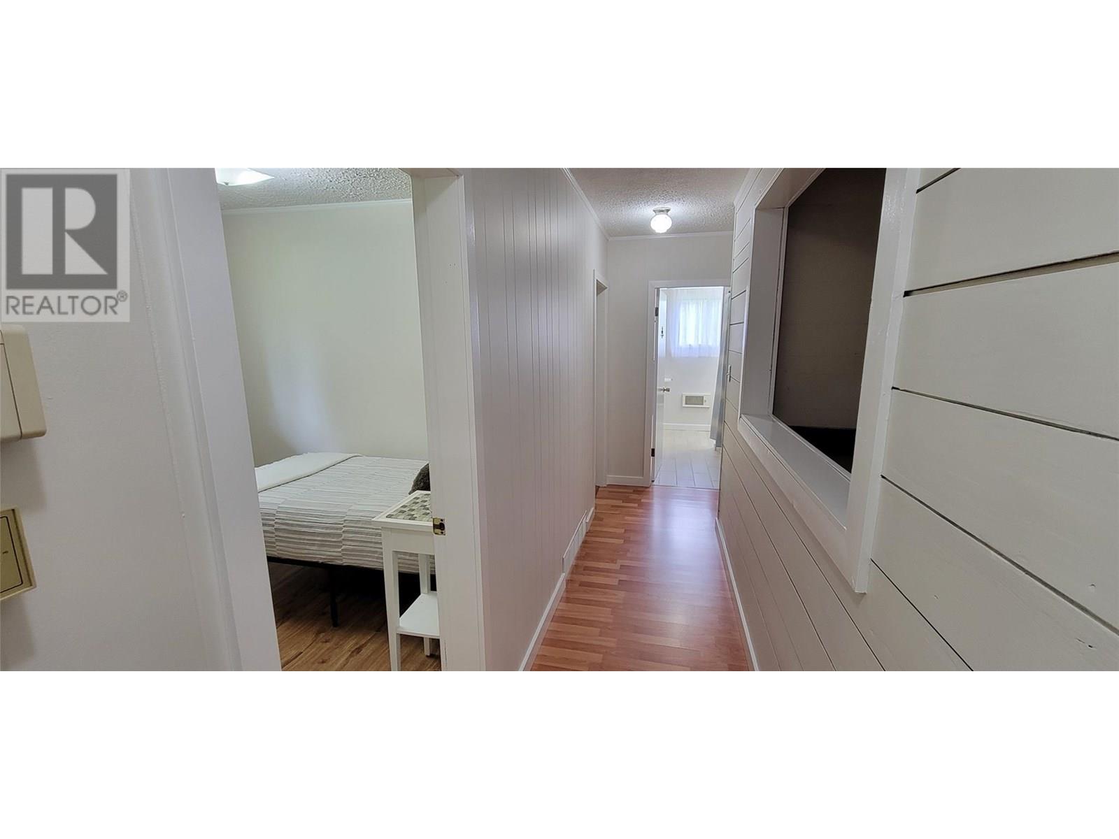 6222 Slocan River Road, Winlaw, British Columbia  V0G 2J0 - Photo 12 - 10348428