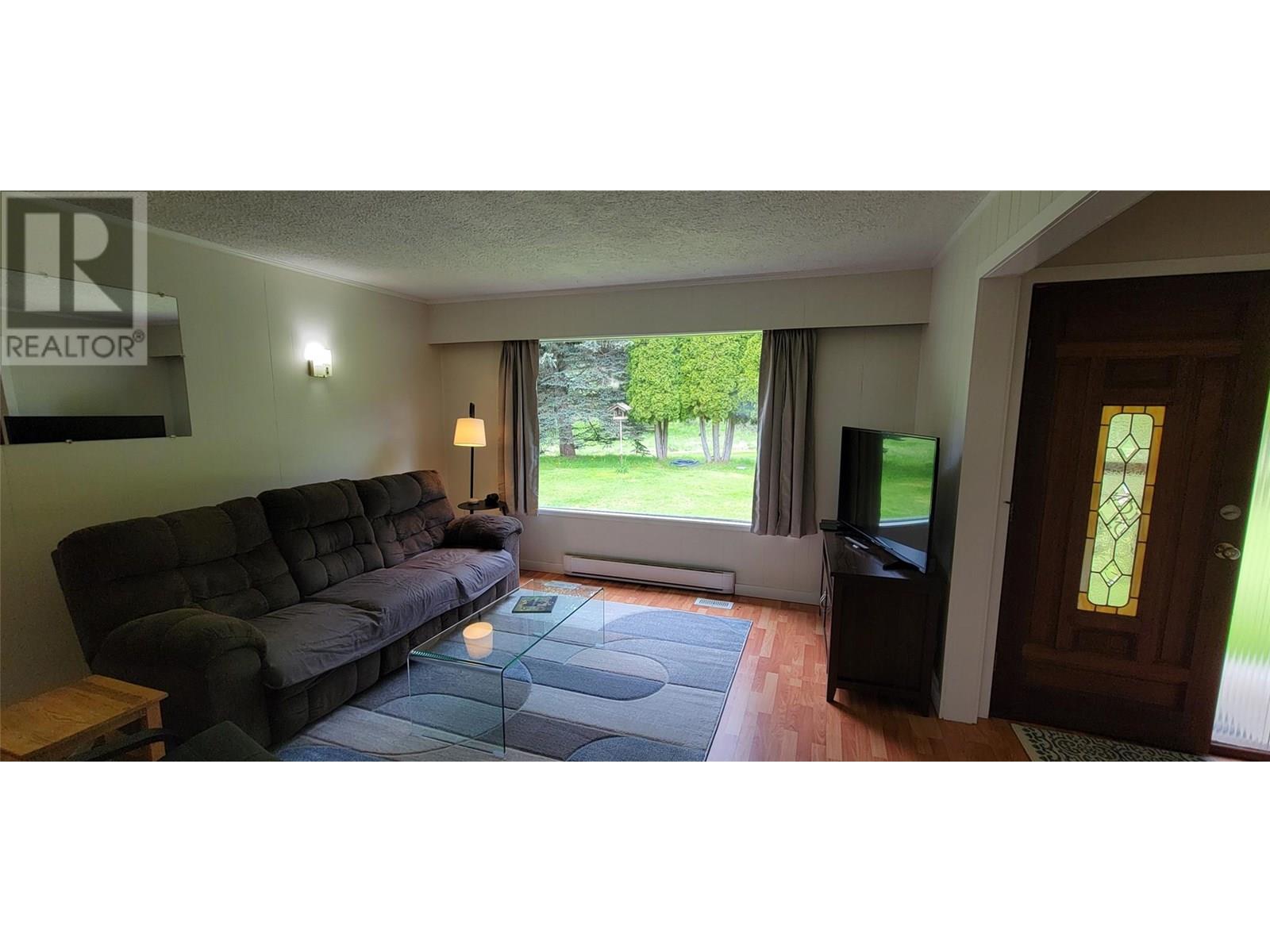 6222 Slocan River Road, Winlaw, British Columbia  V0G 2J0 - Photo 26 - 10348428