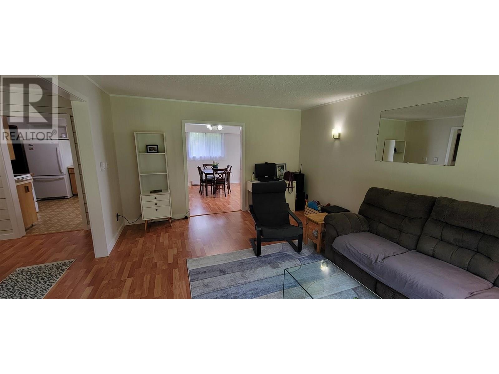 6222 Slocan River Road, Winlaw, British Columbia  V0G 2J0 - Photo 9 - 10348428