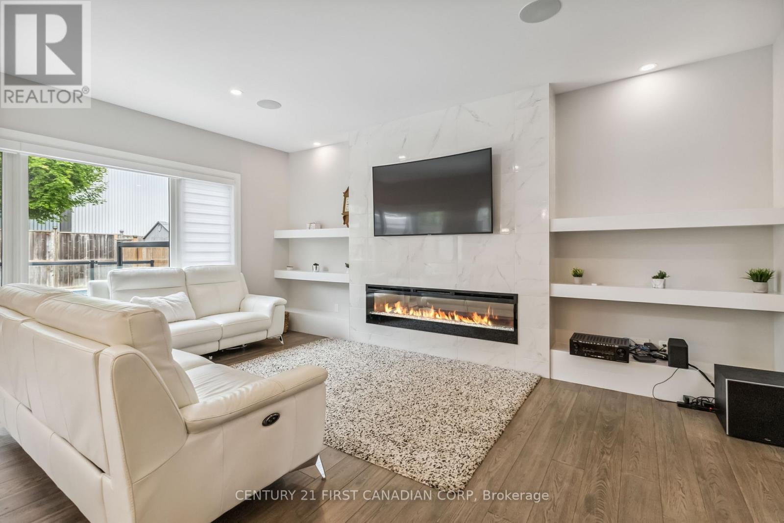 3443 Emily Carr Lane, London South, Ontario  N6G 0L2 - Photo 12 - X12273541