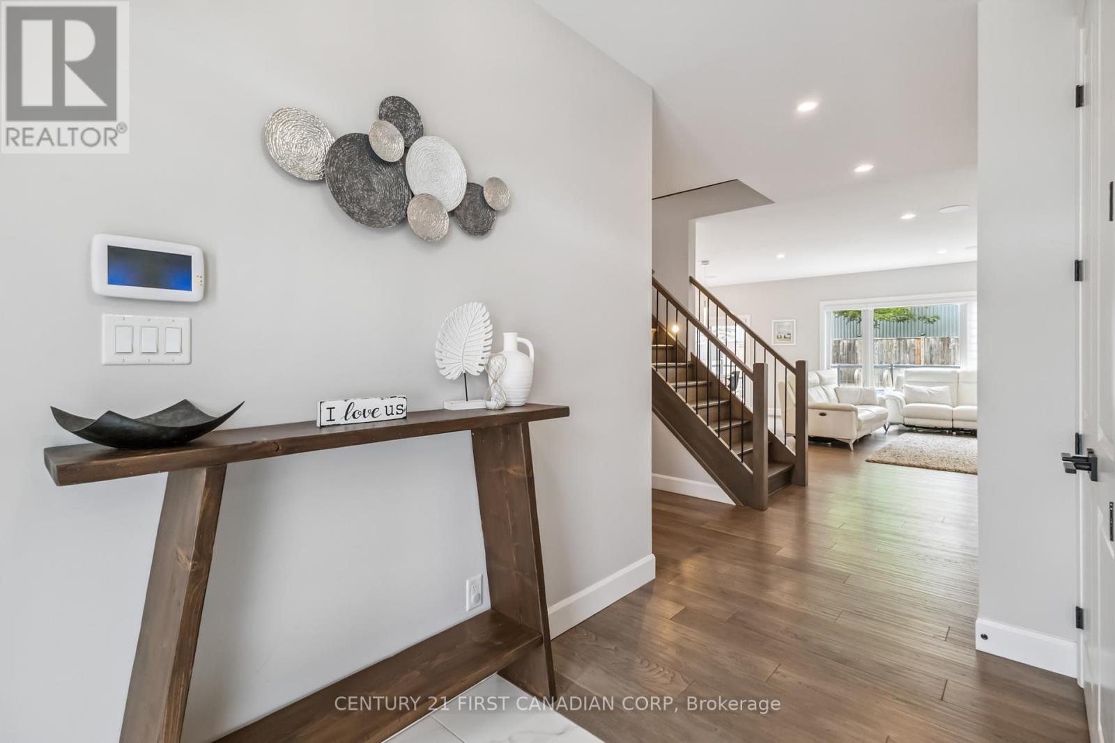 3443 Emily Carr Lane, London South, Ontario  N6G 0L2 - Photo 7 - X12273541
