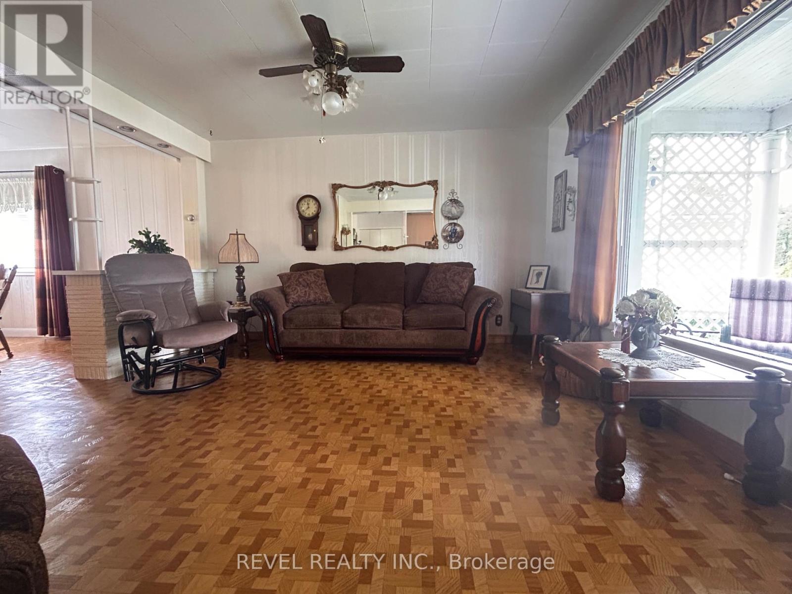 102 Twelfth Avenue, Cochrane, Ontario  P0L 1C0 - Photo 8 - T12273458