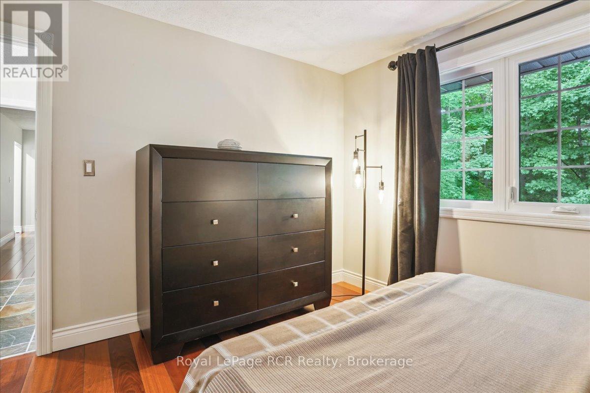 123 Atkins Street, Georgian Bluffs, Ontario  N4K 6V5 - Photo 34 - X12271614