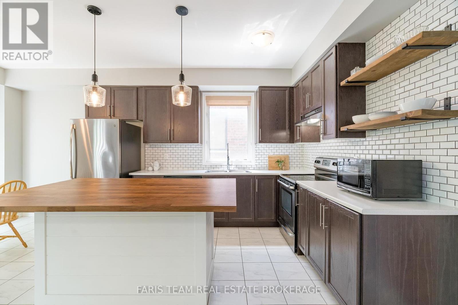 Property at 1025 ABRAM COURT image 4
