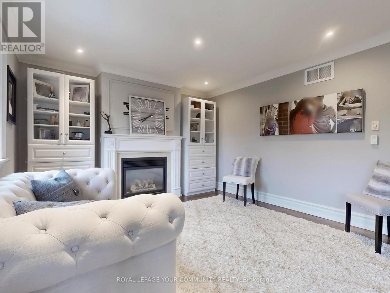 5 Trilogy Court, Richmond Hill (South Richvale), Ontario  L4C 0M4 - Photo 30 - N12273379