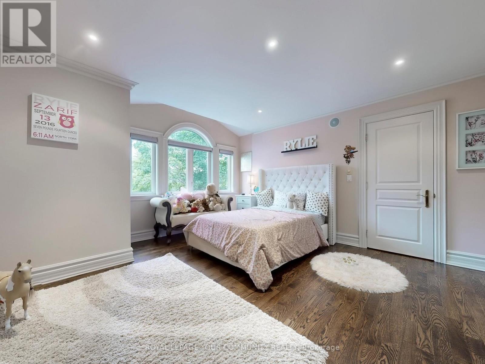 5 Trilogy Court, Richmond Hill (South Richvale), Ontario  L4C 0M4 - Photo 34 - N12273379