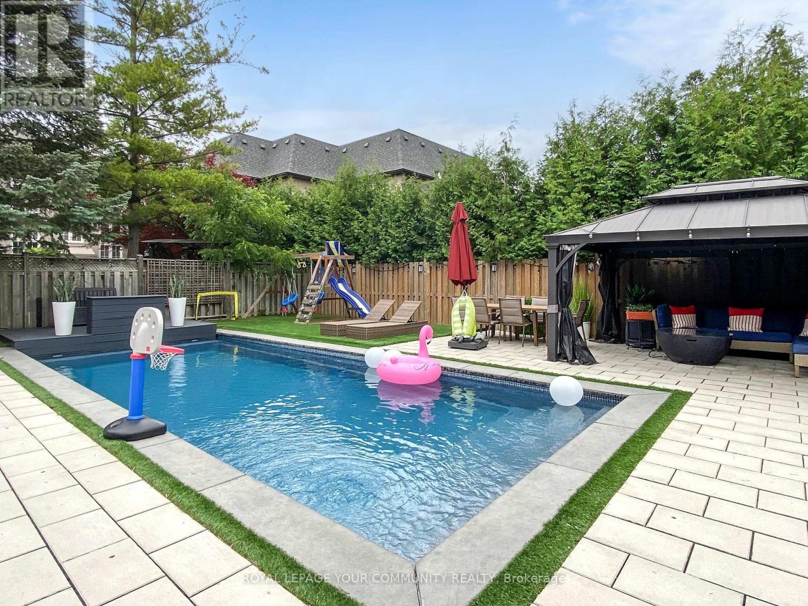 5 Trilogy Court, Richmond Hill (South Richvale), Ontario  L4C 0M4 - Photo 49 - N12273379