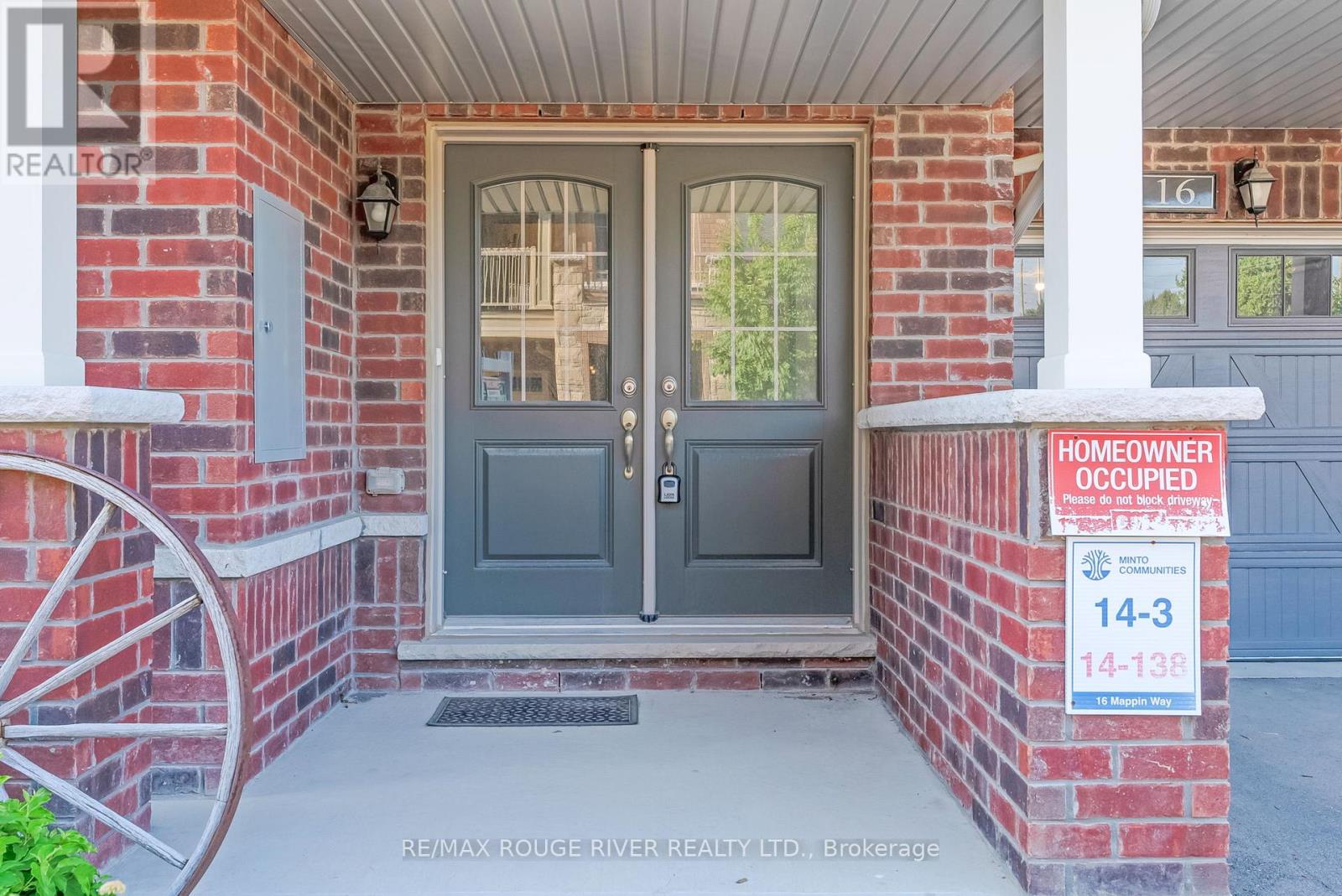 Property at 16 MAPPIN WAY image 2
