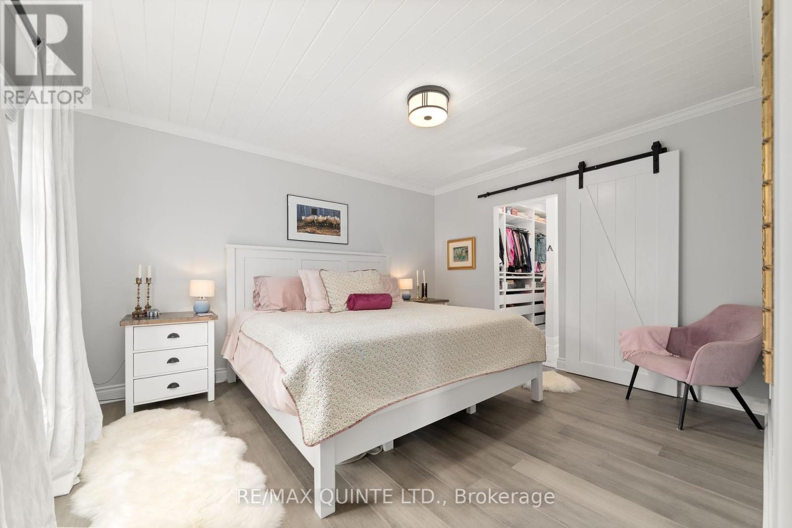 14 Eastern Avenue, Prince Edward County (Ameliasburg Ward), Ontario  K8N 4Z1 - Photo 14 - X12273581