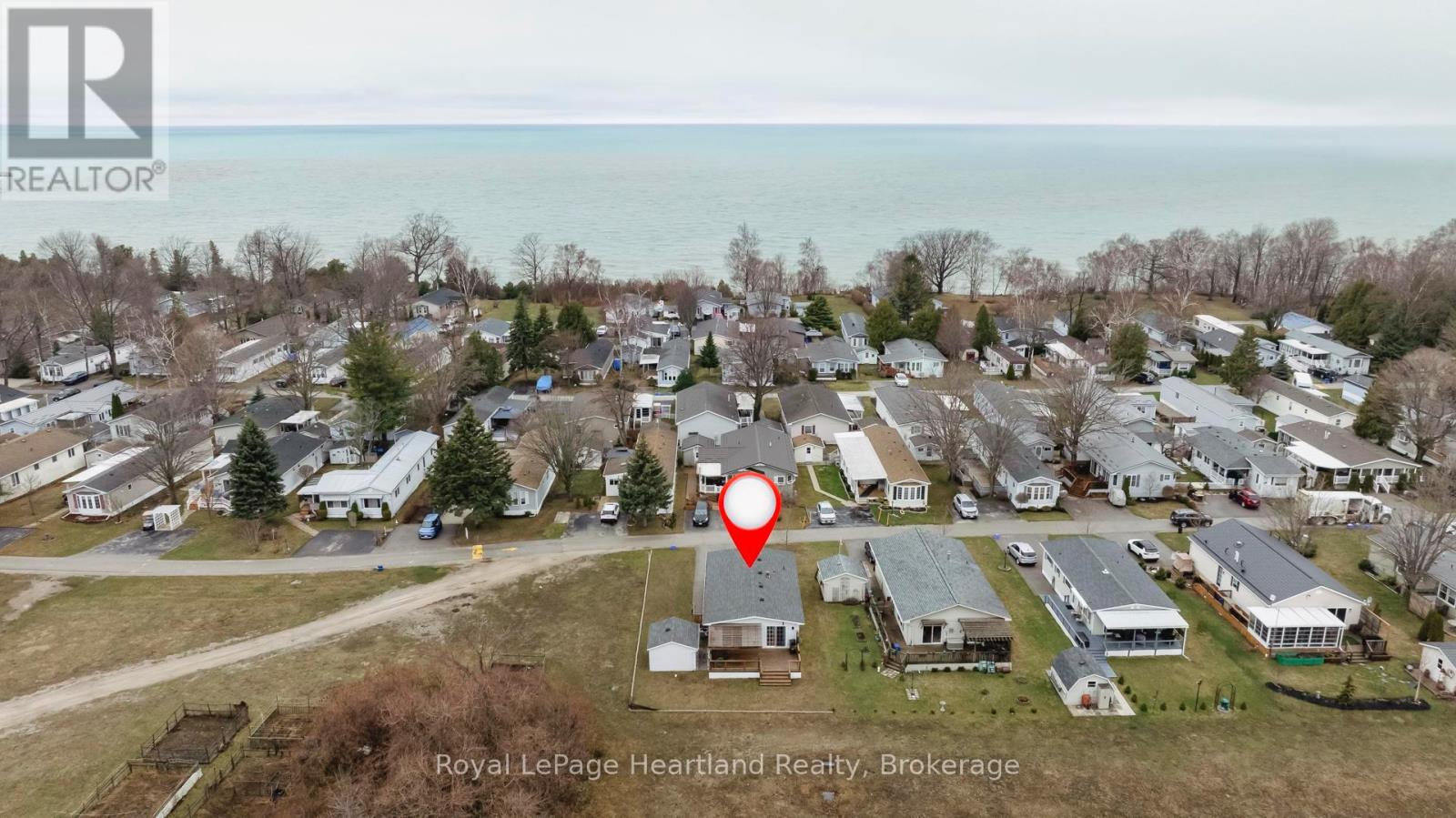 52 Algonquin Lane, Ashfield-Colborne-Wawanosh, Ontario  N7A 3Y2 - Photo 2 - X12273403
