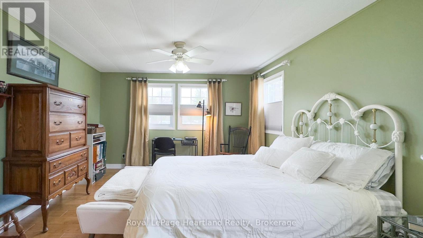 52 Algonquin Lane, Ashfield-Colborne-Wawanosh, Ontario  N7A 3Y2 - Photo 23 - X12273403