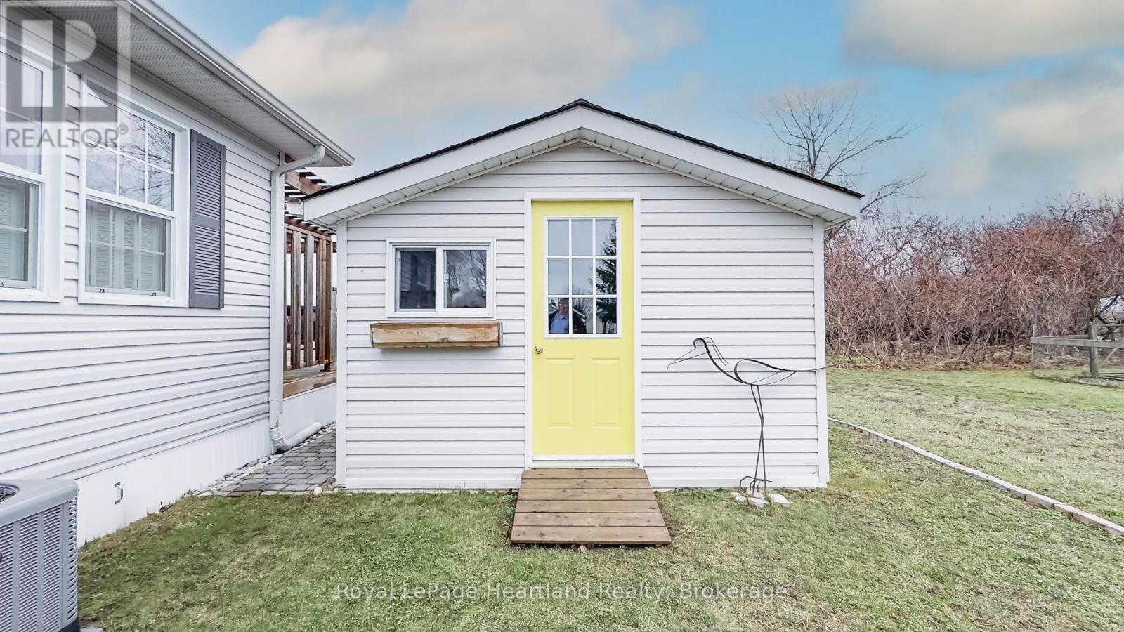 52 Algonquin Lane, Ashfield-Colborne-Wawanosh, Ontario  N7A 3Y2 - Photo 30 - X12273403