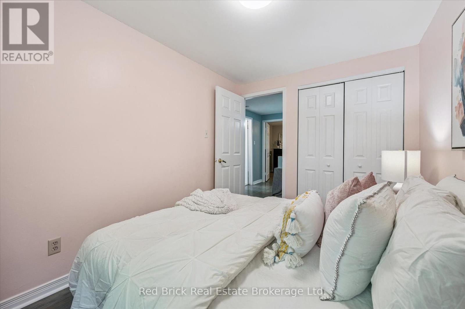 605 Willow Road, Guelph, Ontario  N1H 7J8 - Photo 23 - X12273511