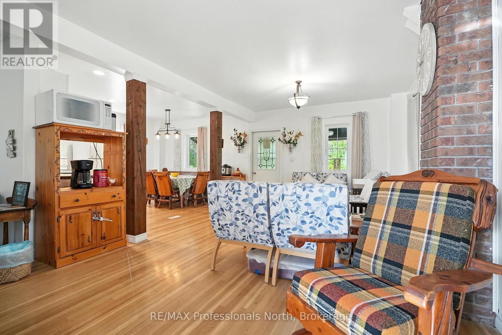 905 Starratt Road, Ryerson, Ontario  P0A 1C0 - Photo 12 - X12273574