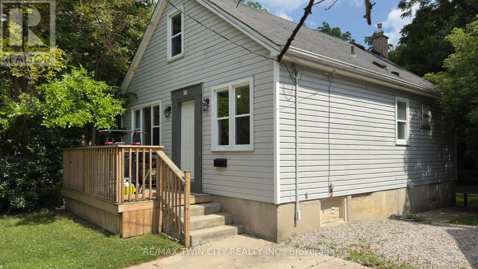 Property at 34 SAUNBY STREET image 3