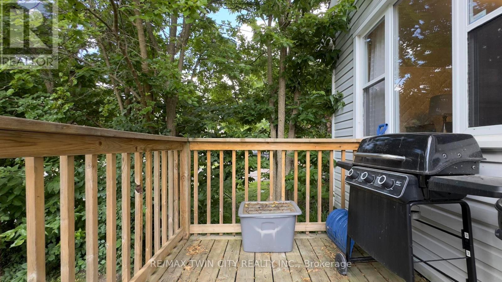 Property at 34 SAUNBY STREET image 4