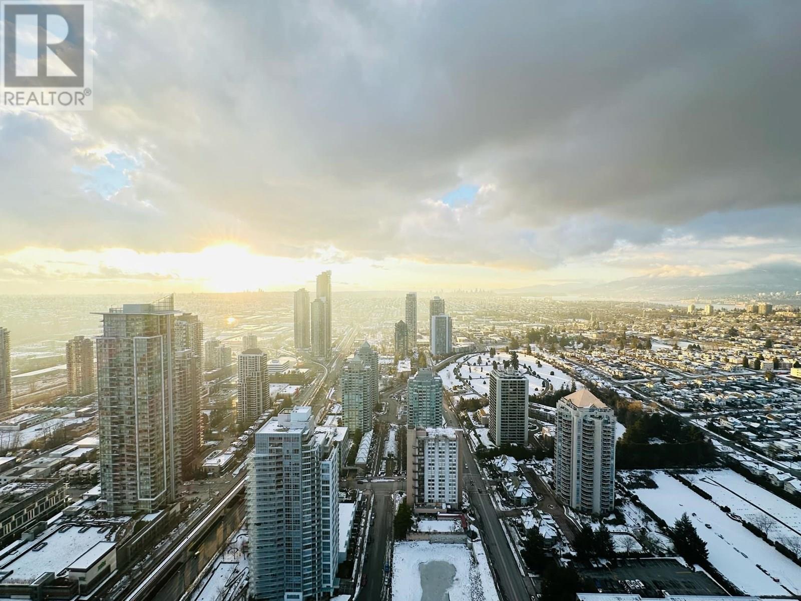 Listing Picture 20 of 26 : 5007 4510 HALIFAX WAY, Burnaby / 本拿比 - 魯藝地產 Yvonne Lu Group - MLS Medallion Club Member