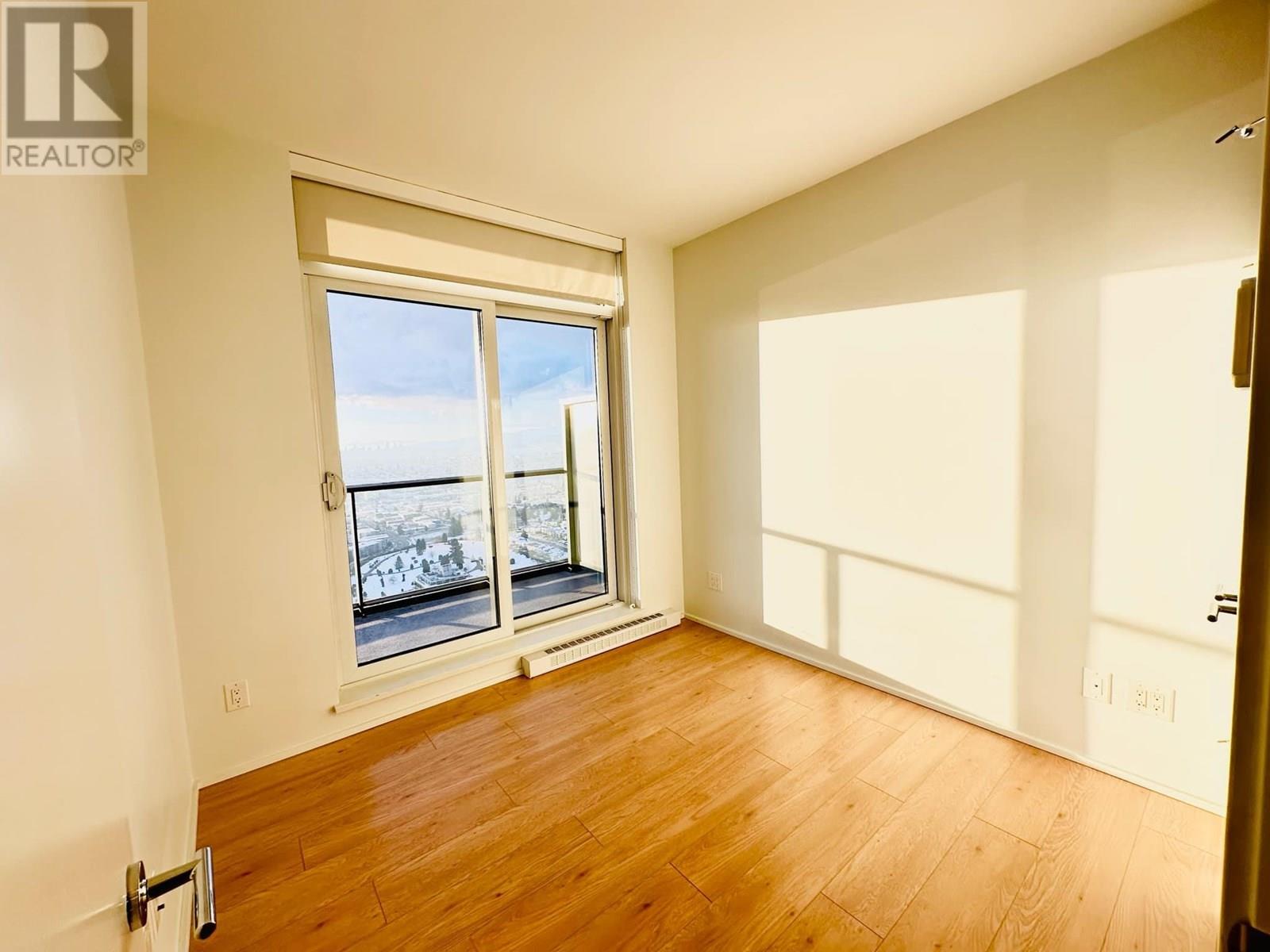 Listing Picture 7 of 26 : 5007 4510 HALIFAX WAY, Burnaby / 本拿比 - 魯藝地產 Yvonne Lu Group - MLS Medallion Club Member