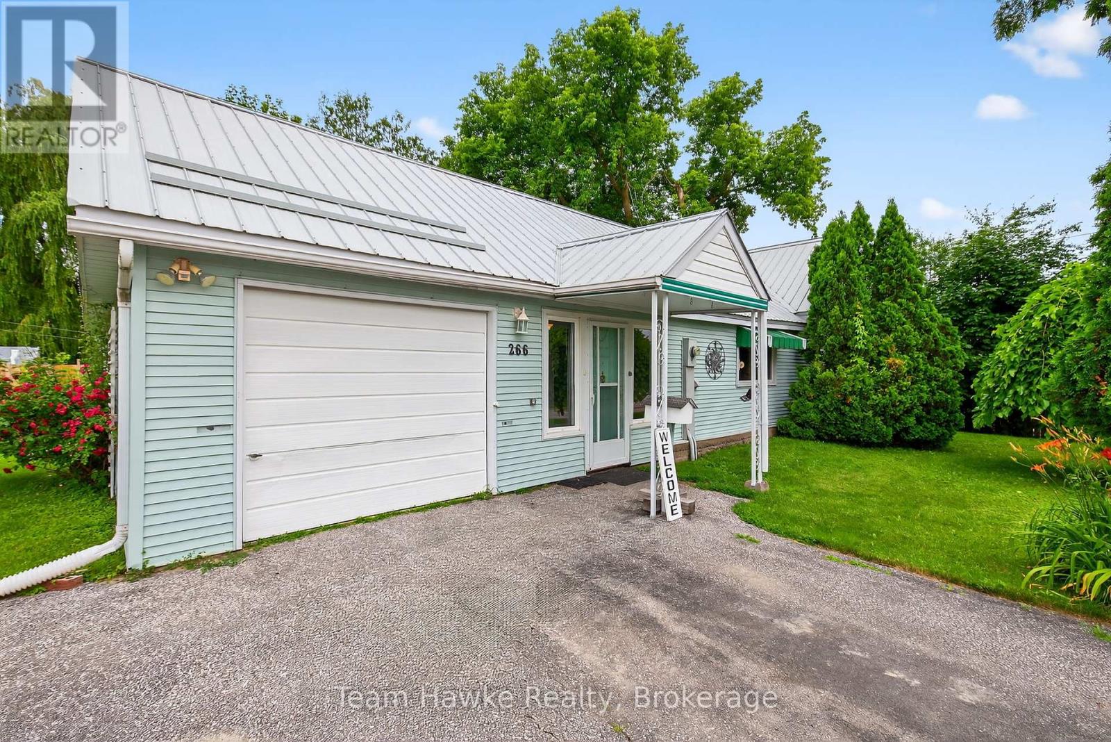 Property at 266 BARNETT AVENUE image 5