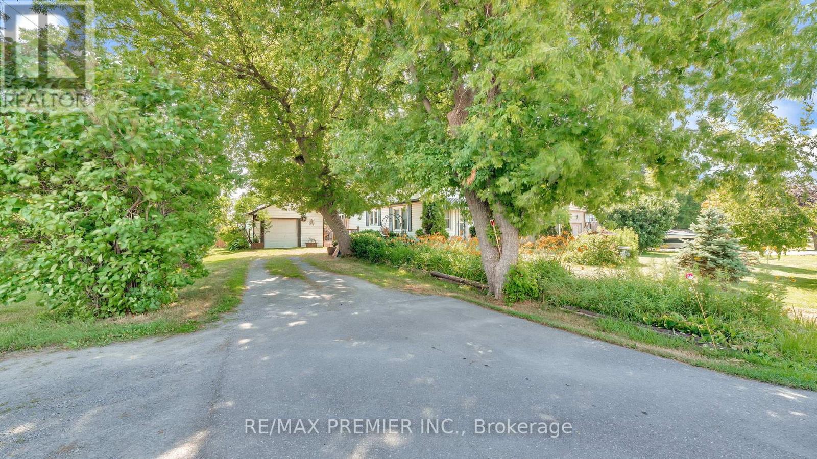 Property at 2059 MAPLE GROVE ROAD image 5