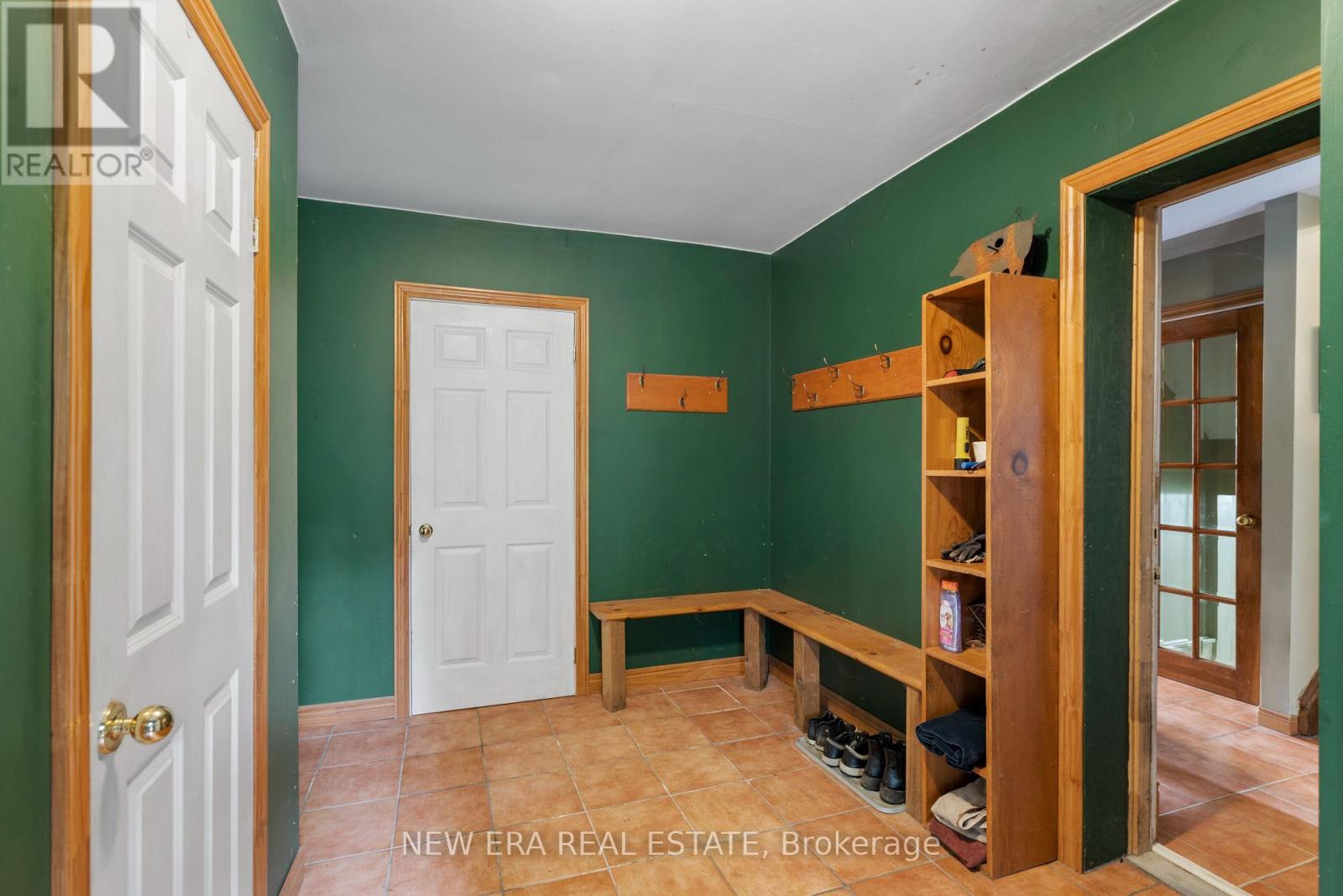 49 Credit Road, Caledon (Cheltenham), Ontario  L7C 3J3 - Photo 16 - W12273207