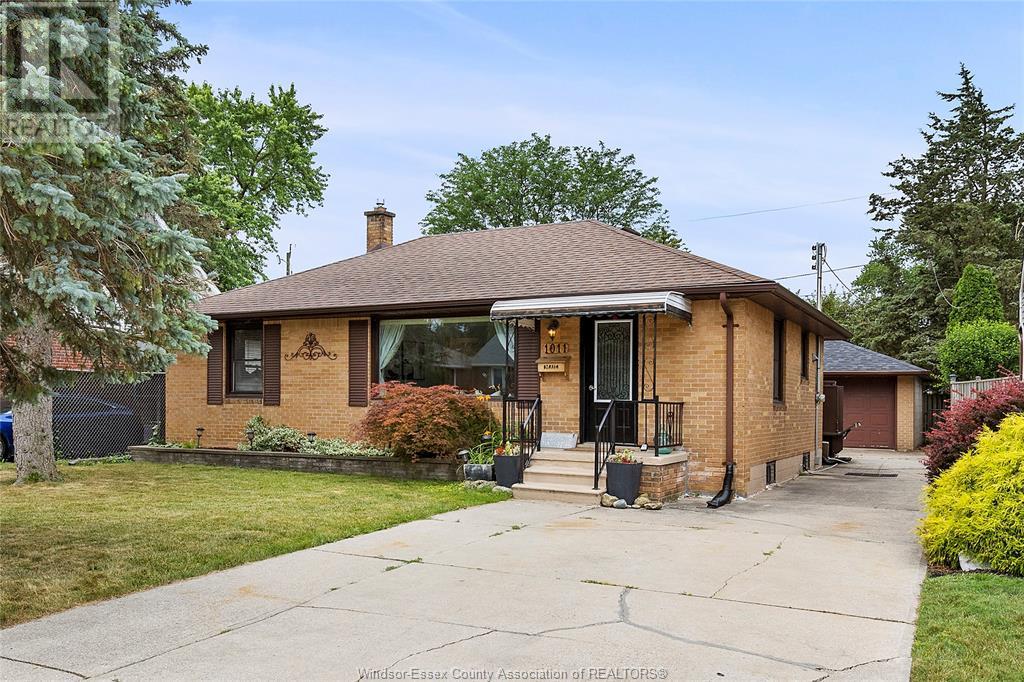 Property at 1011 ISABELLE PLACE image 2