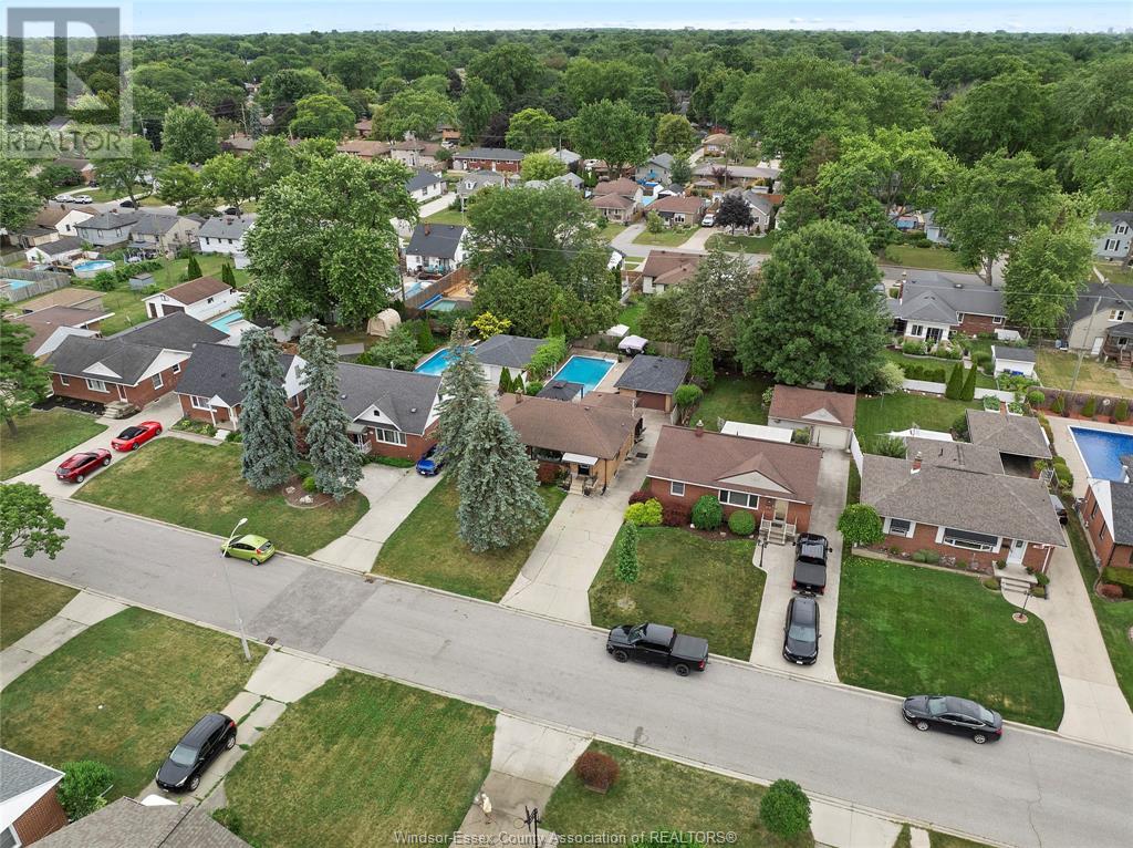 Property at 1011 ISABELLE PLACE image 4