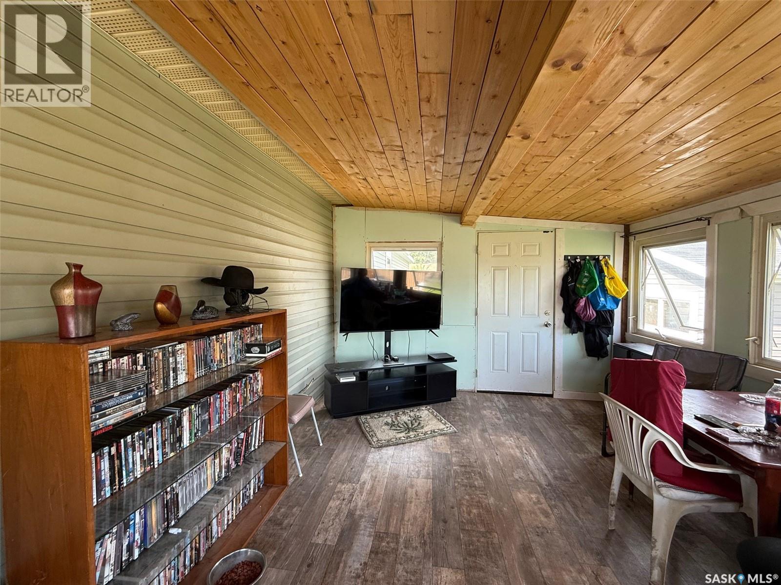 708 Main Street, Maymont, Saskatchewan  S0M 1T0 - Photo 18 - SK012084