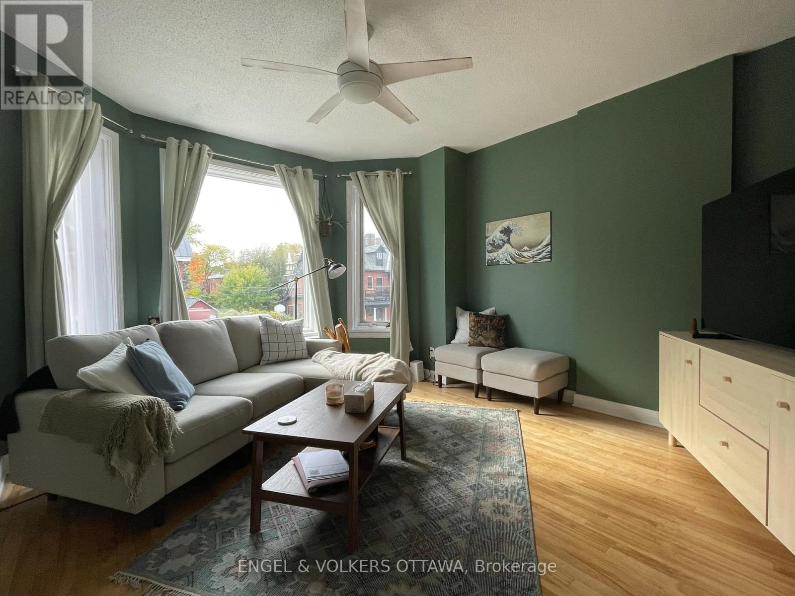 219 Cobourg Street, Ottawa, Ontario  K1N 8H9 - Photo 13 - X12273610