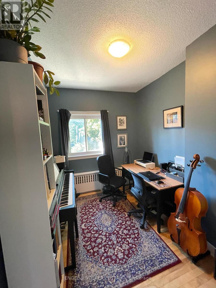 219 Cobourg Street, Ottawa, Ontario  K1N 8H9 - Photo 15 - X12273610
