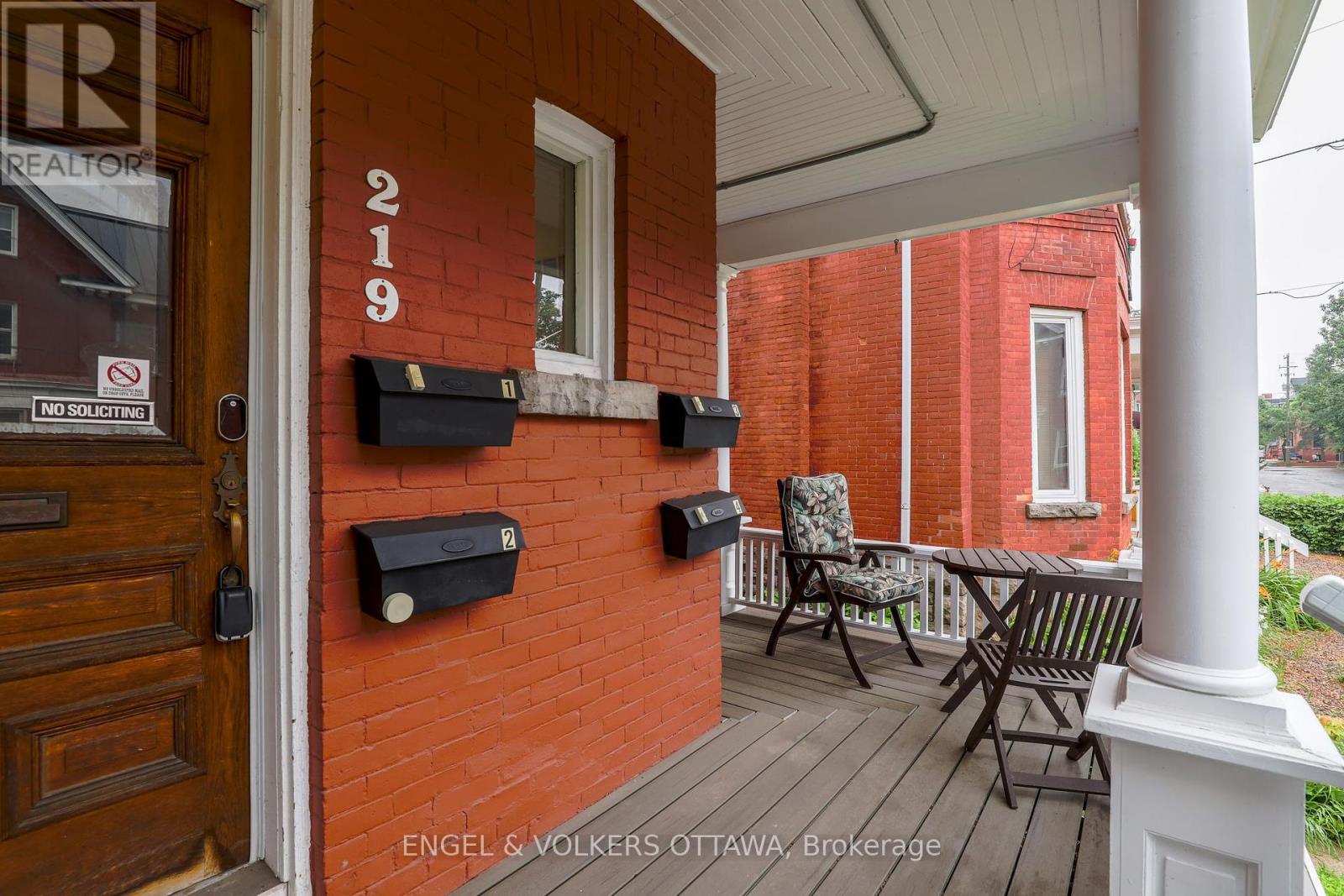 Property at 219 COBOURG STREET image 2