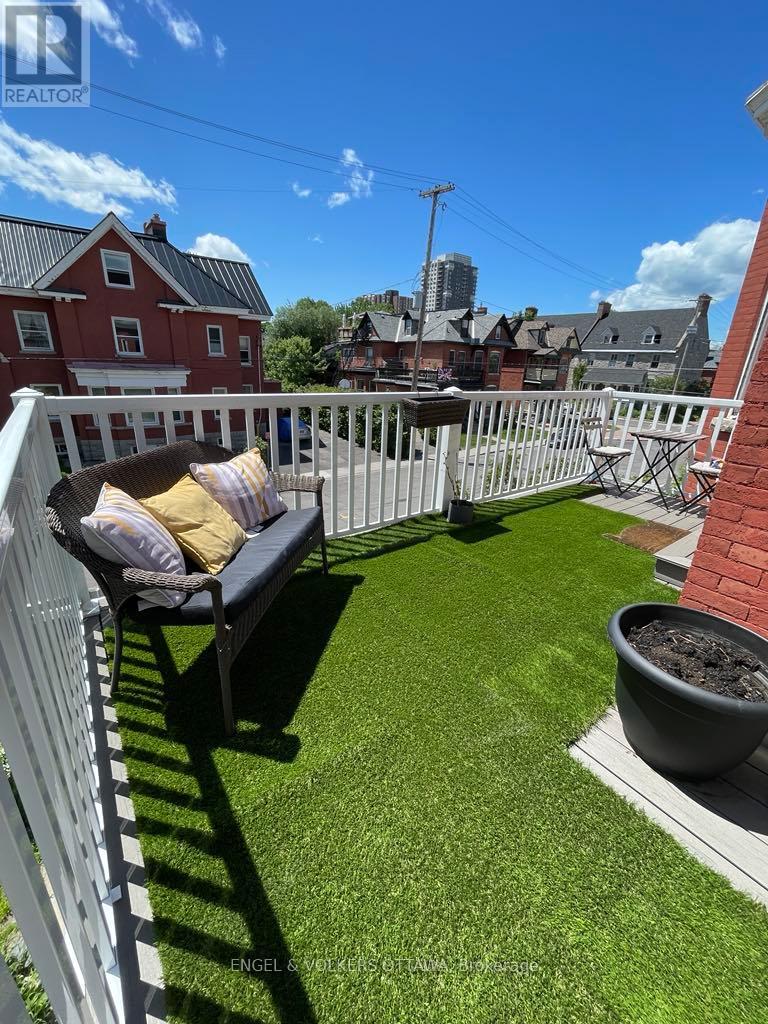 219 Cobourg Street, Ottawa, Ontario  K1N 8H9 - Photo 20 - X12273610