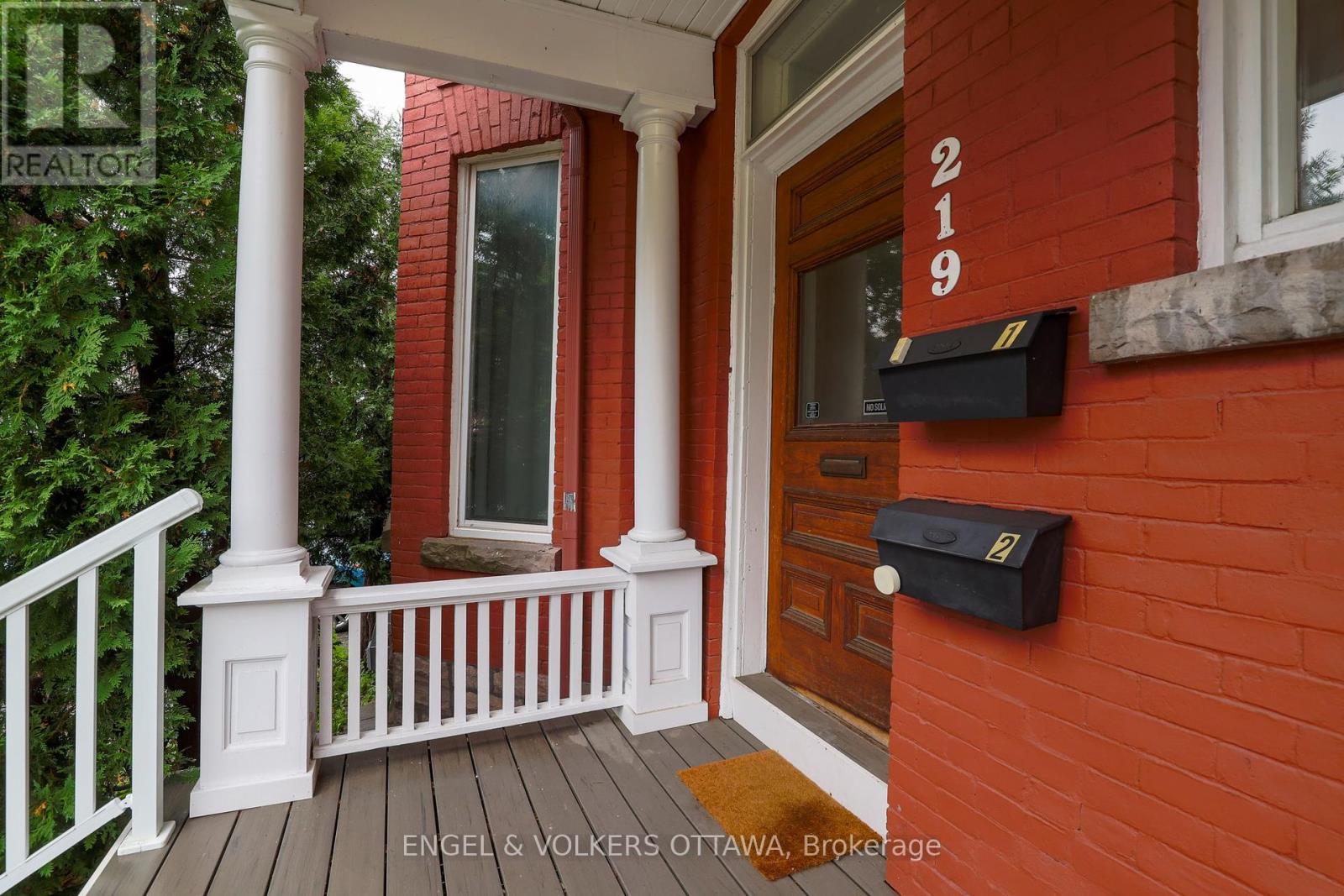 Property at 219 COBOURG STREET image 3