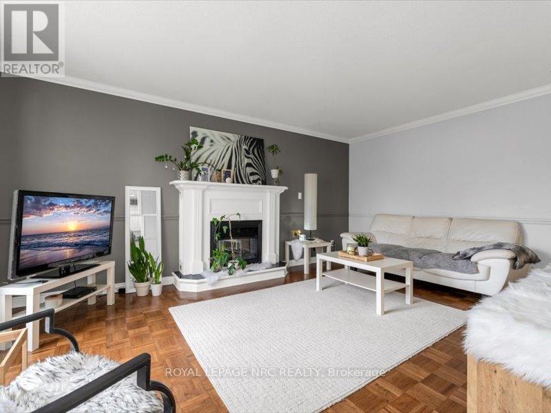 Property at 358 GRANTHAM AVENUE image 5