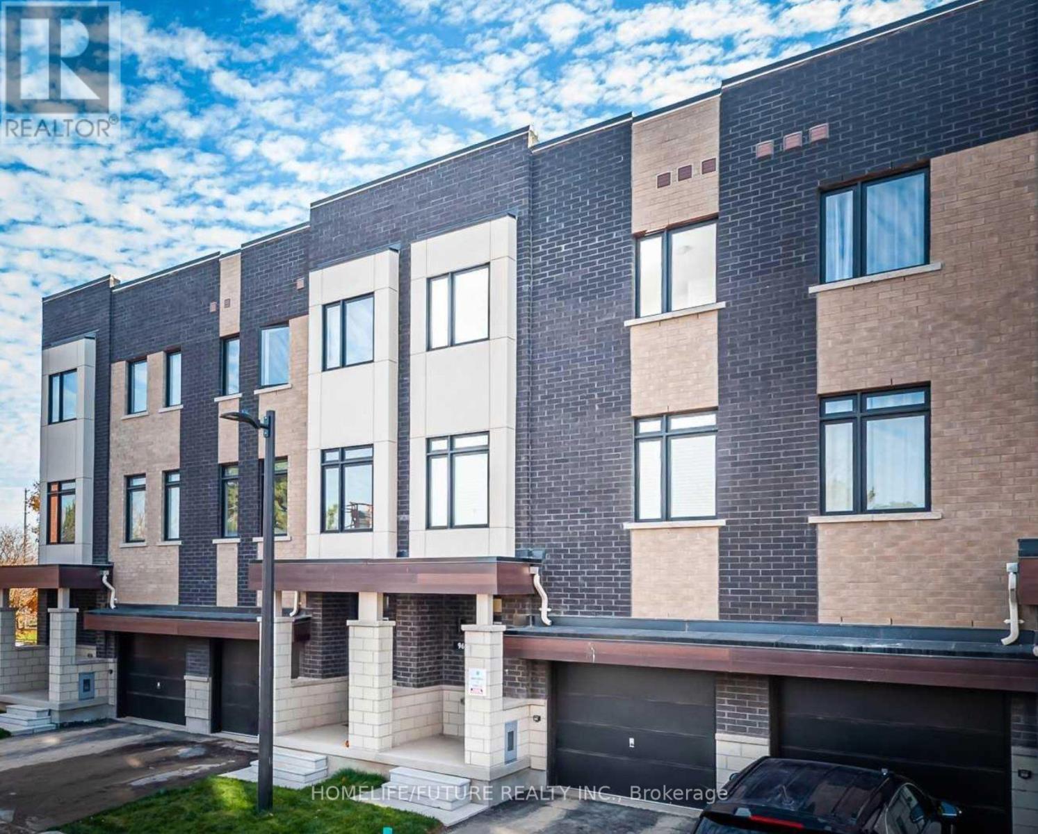 978 KICKING HORSE PATH, Oshawa, Ontario